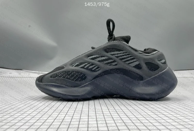 yezzy 700 v3 blind box 5