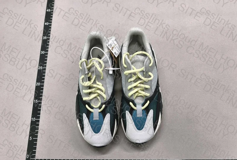 YEZZY 700 WAVE RUNNER - LW 2