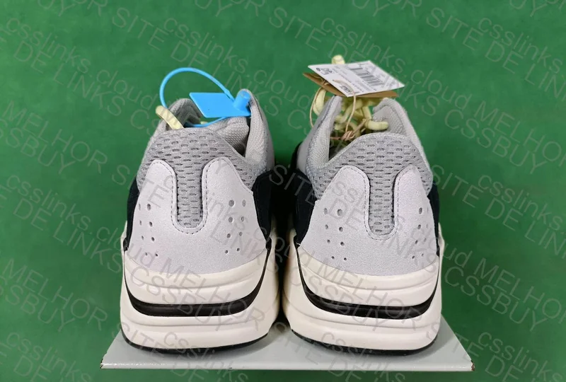 YEZZY 700 WAVE RUNNER - LW 5