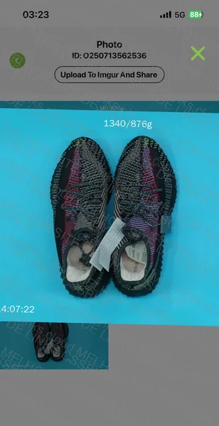 Yezzy Blind box 3