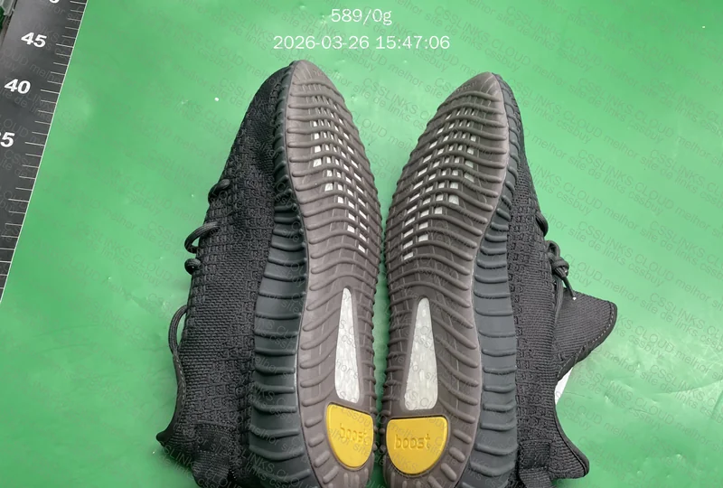 Yezzy blindbox 30¥