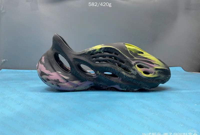 Yeezy Foam Runner Blind Box - GL or RL? 5