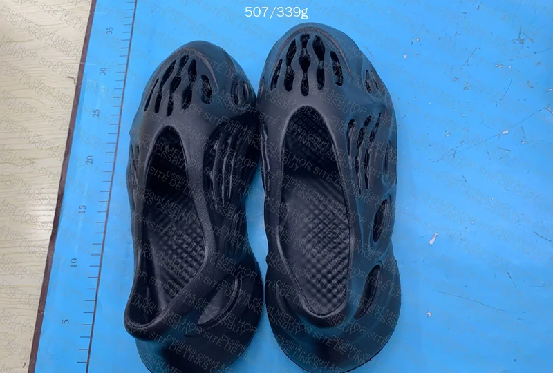 Yeezy Foam Runner - Is It GL Guys? 2