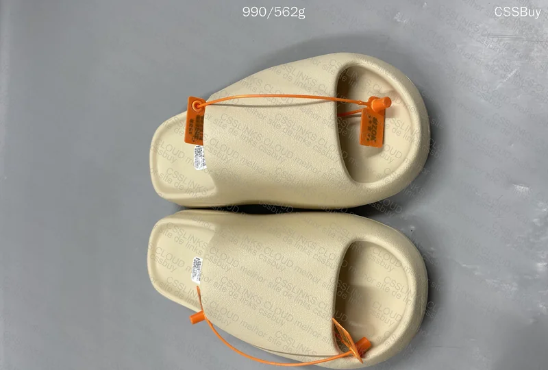 Yezzy Slide
