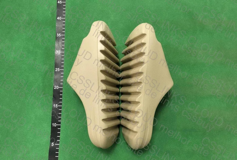 Yezzy slide 2