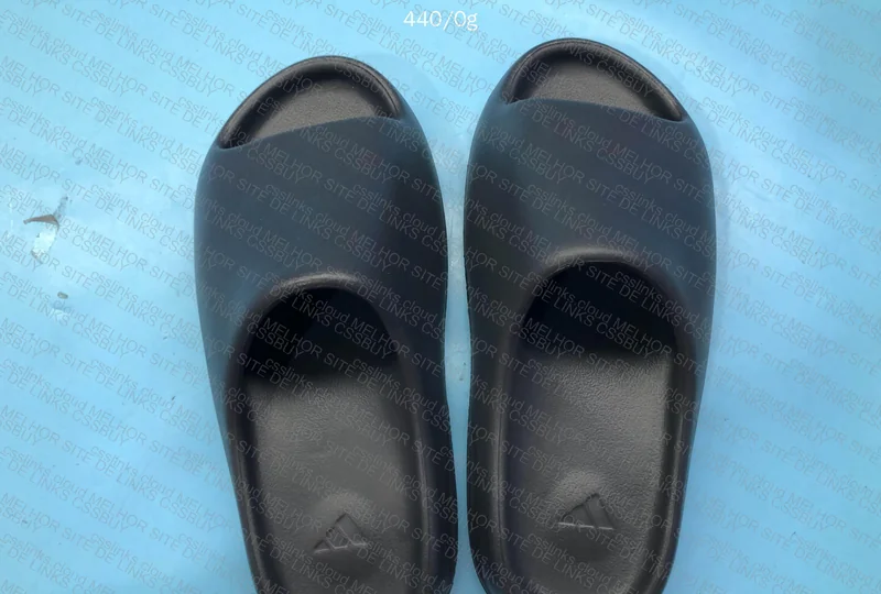 YEZZY SLIDE 2