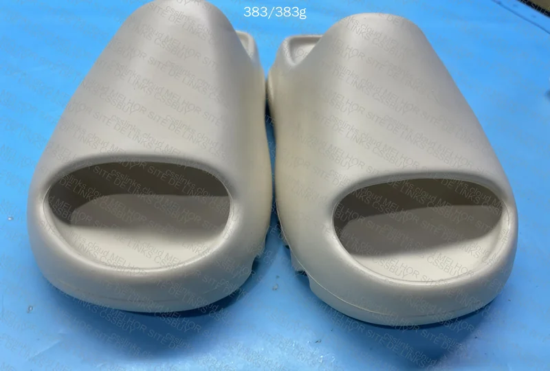 Yezzy Slide 3