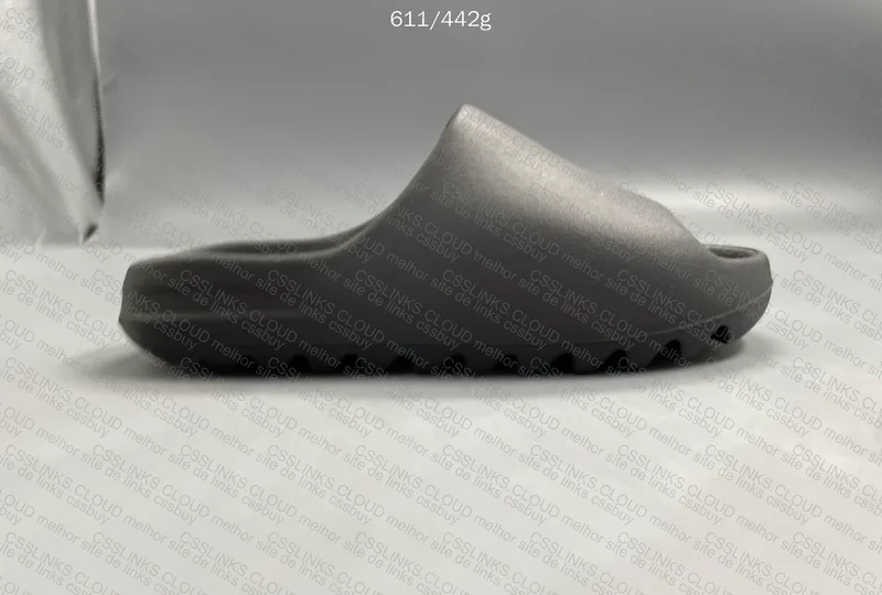 yezzy slide LW B 4