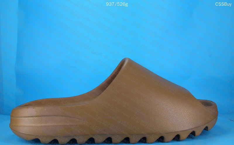 YEZZY SLIDE - OCHERE 9
