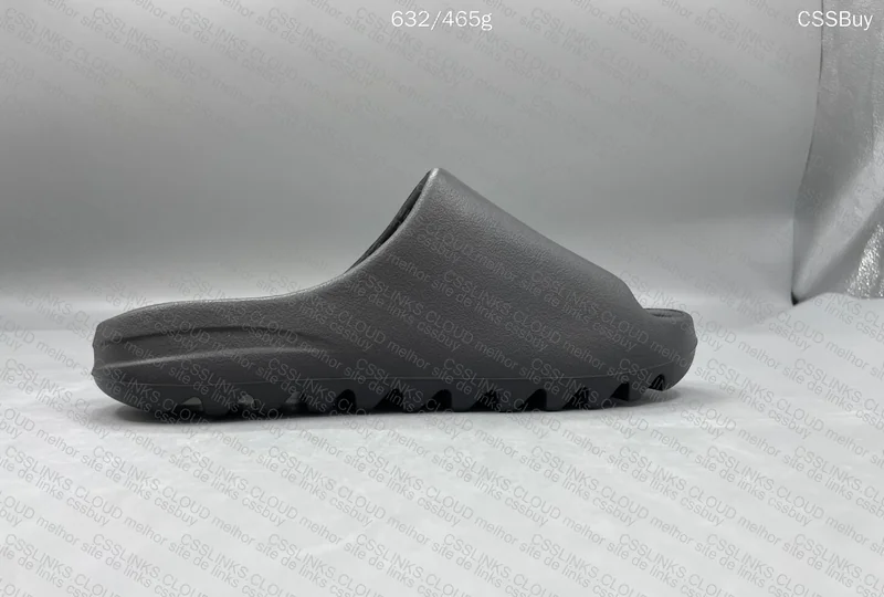 Yezzy slide Onyx 3