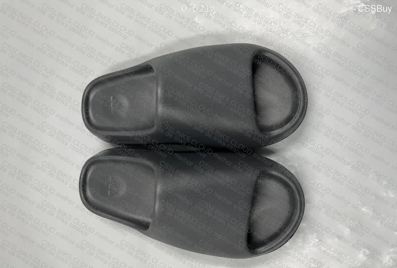 Yeezy Slide Black