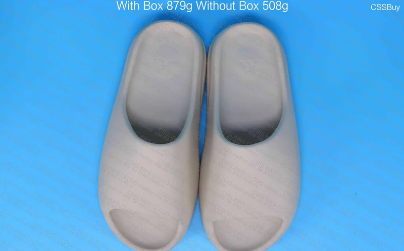 Yeezy Slide Pure