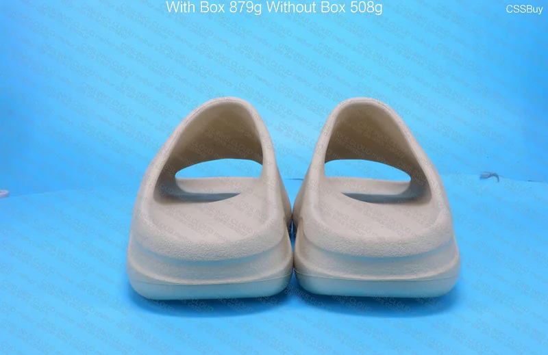 Yeezy Slide Pure 3