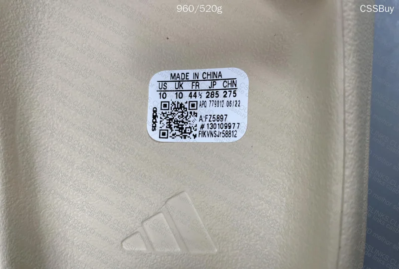 Yezzy Slide Pure (BATCH: ZOK) 2
