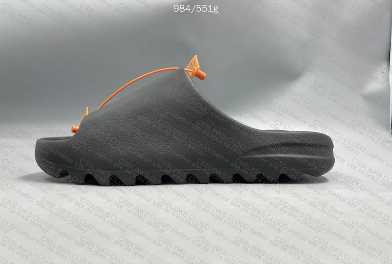 yezzy slide Zook 3