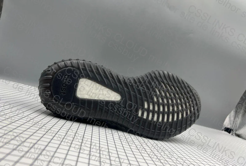 Yezzy V2 350 Black 4