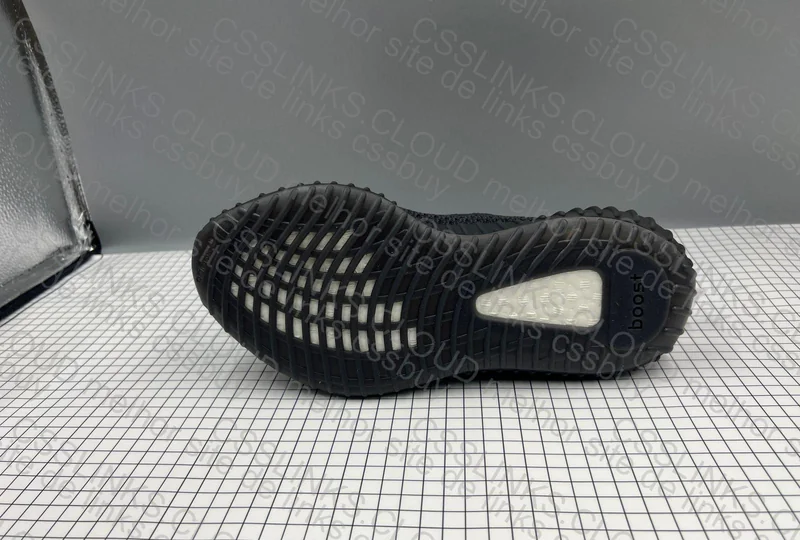 Yezzy V2 350 Black 7