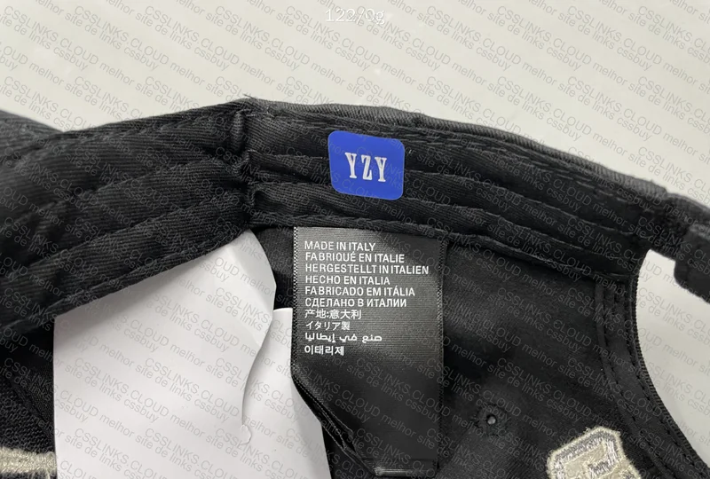 Yezzy x Gap 4
