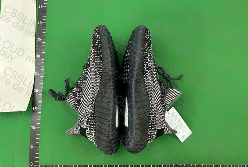 Yezzy yecheil 4