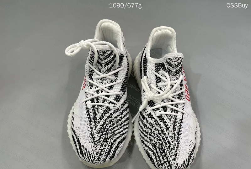YEZZY ZEBRA 350v2 3