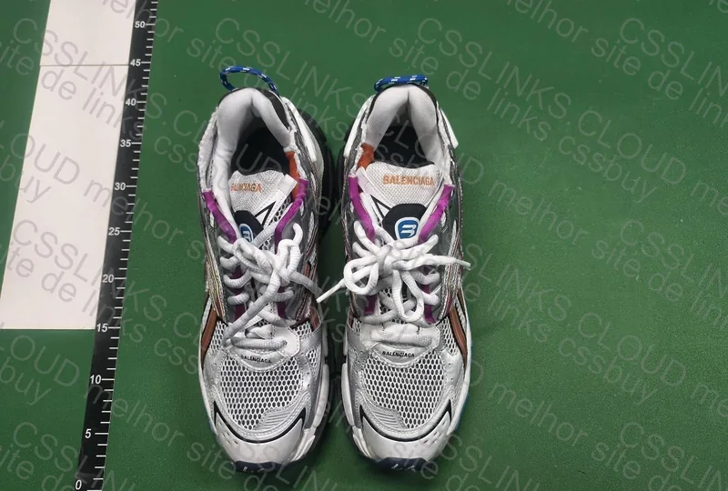 YOLO - Balenciaga runner multicolor