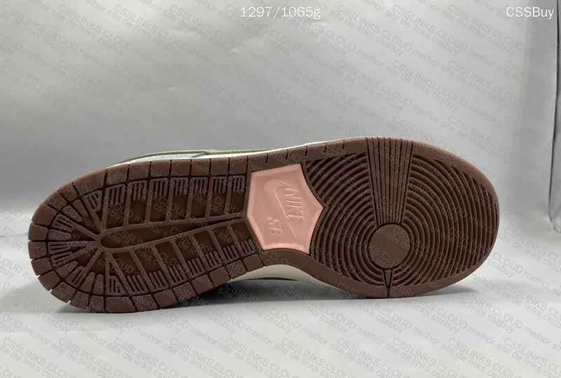 Yuto Horigome x Nk SB Dunk Low 6