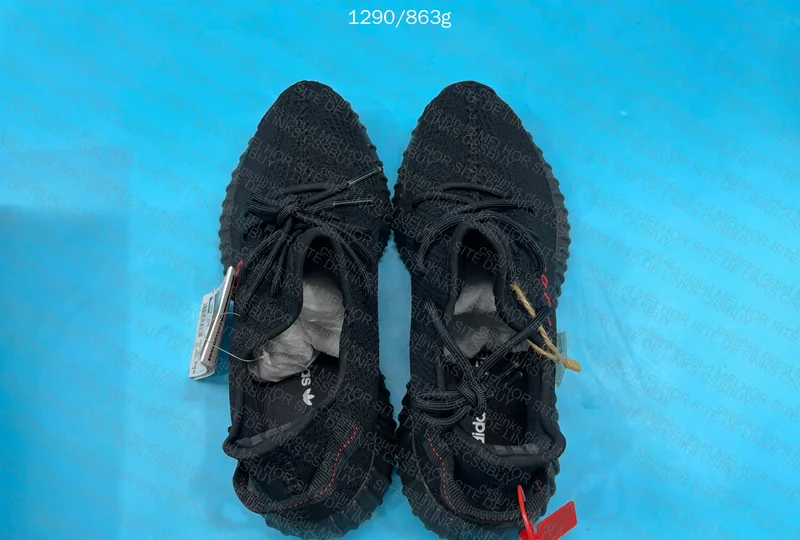 yzy 350 blind box