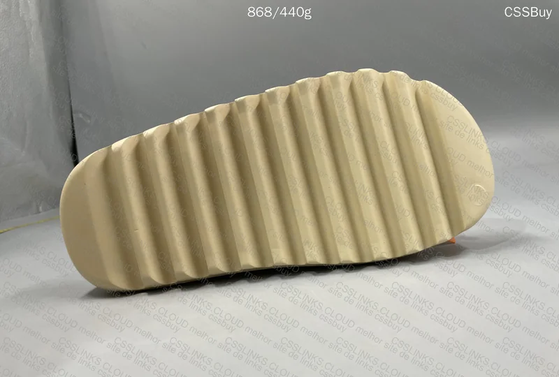 YZY SLIDE zok 4