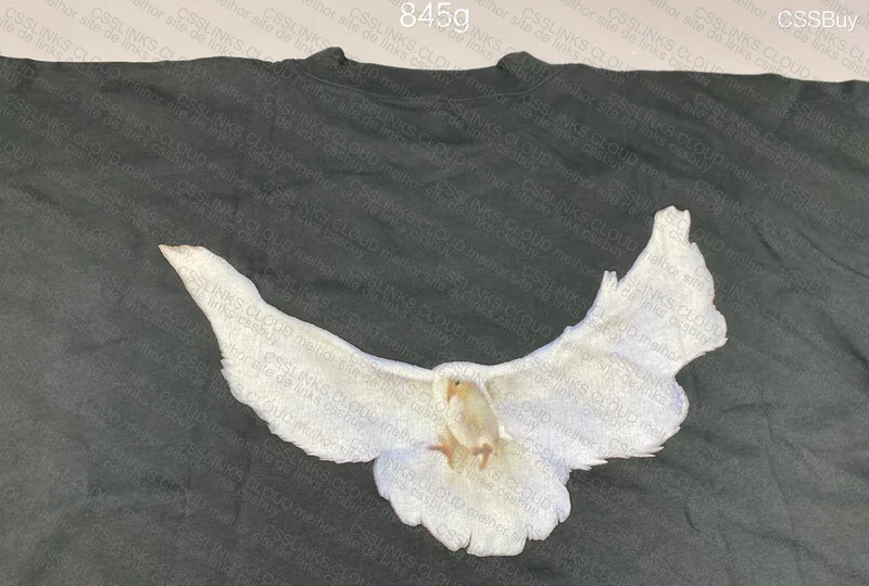 Yzy x Gap No Seam Tee 4