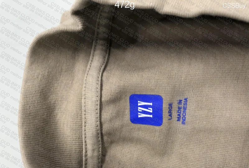 Yzy x GAP - YZY ENGINEERED LOGO 3/4 2