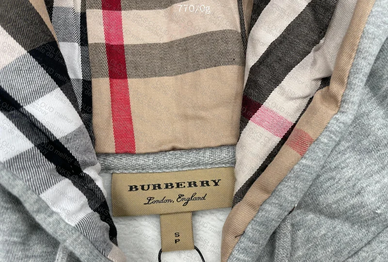 Zip Up Burberry 3