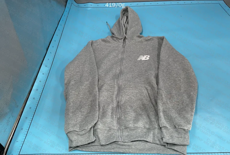 zip-up NB (new balance) 4