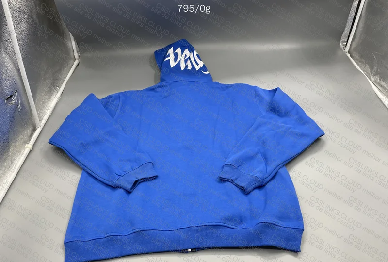 ZIP-UP REVENGE 4