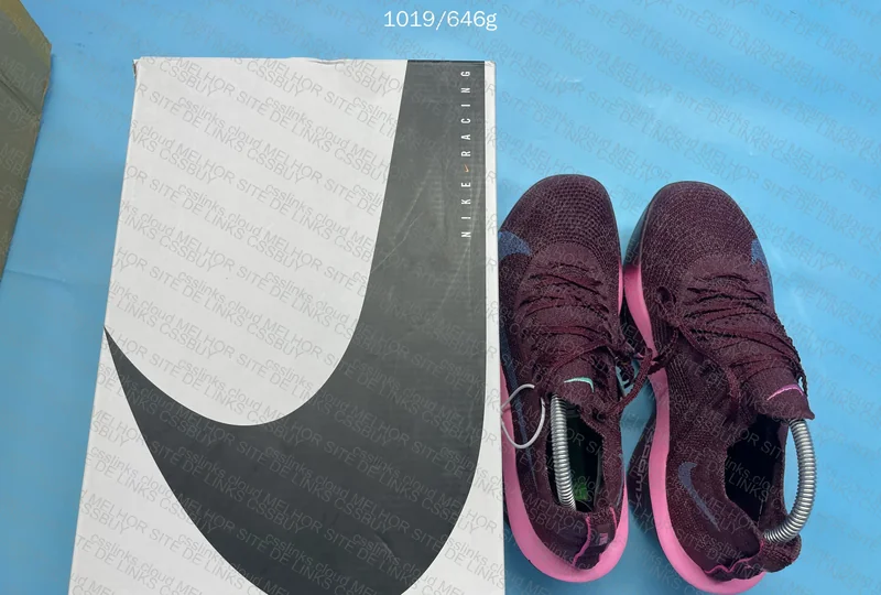 Zoom AlphaFly3 Purple Red with Carbon Plate