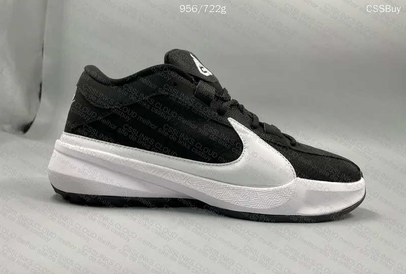 Zoom Freak 5 - Mystery Box 8